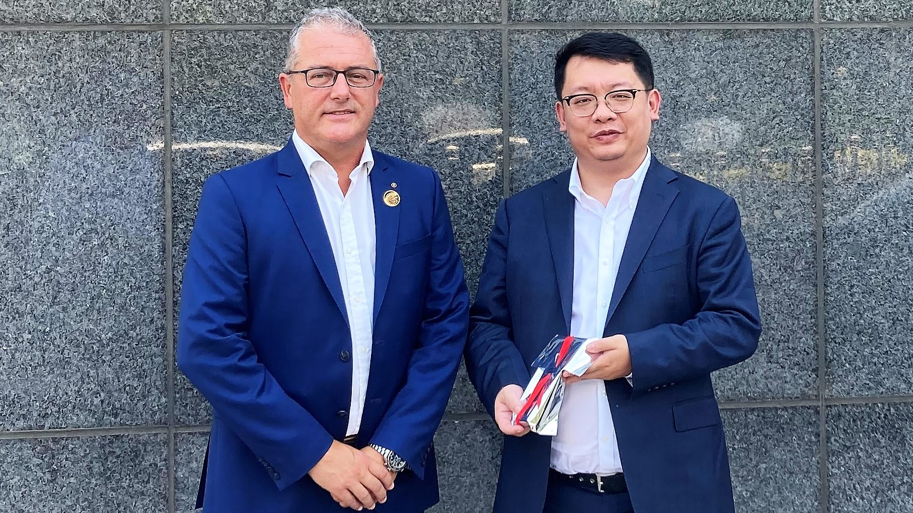 SAB-Almendrave completa con éxito su primera misión comercial a China